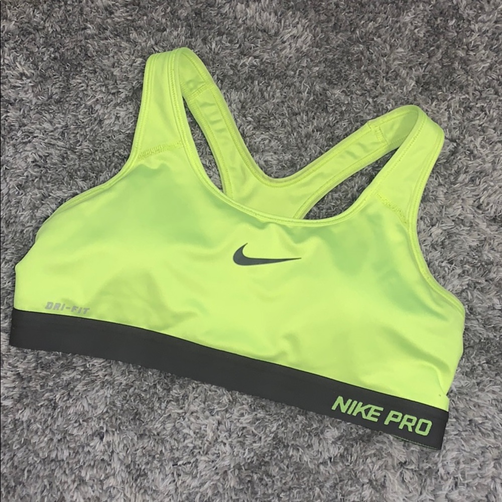 Nike Pro Dri-Fit Sports Bra